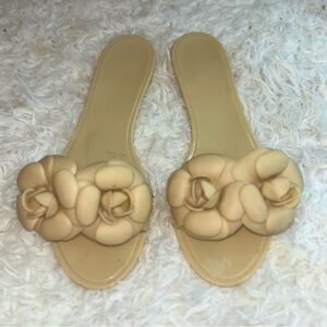 Nude 3D Floral Detail Slides | Minimalist Flat Sandals | Size 8
